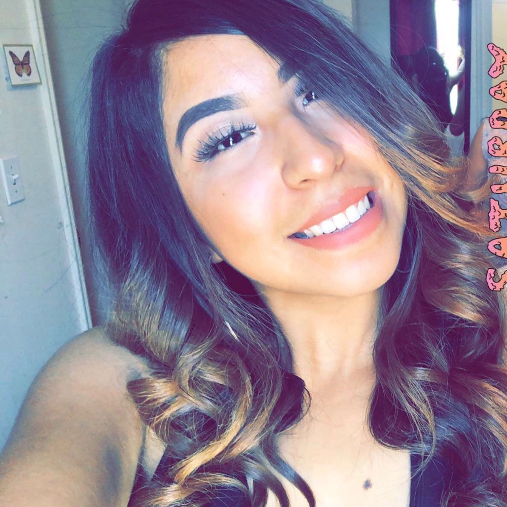 Meet your Posher, Rebecca